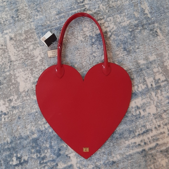 love moschino heart shaped bag
